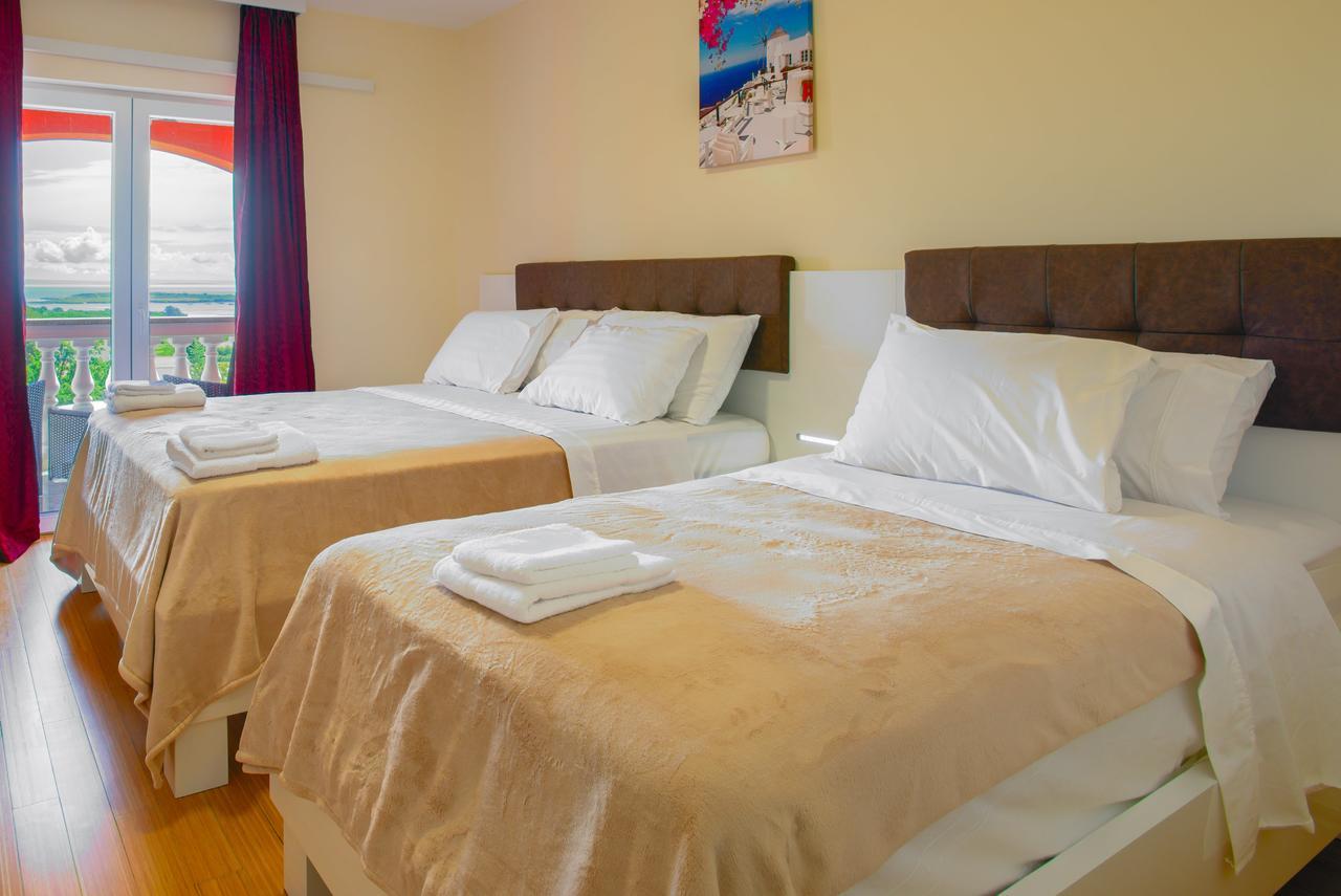 Hotel Livadic & Restaurant Лижнян Екстер'єр фото