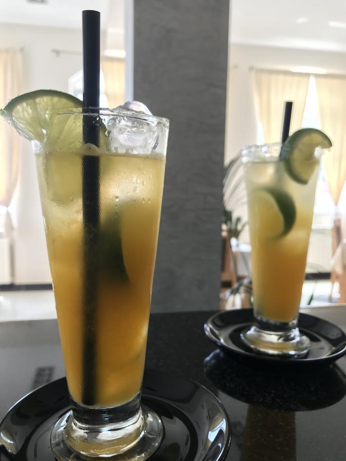 Hotel Livadic & Restaurant Лижнян Екстер'єр фото