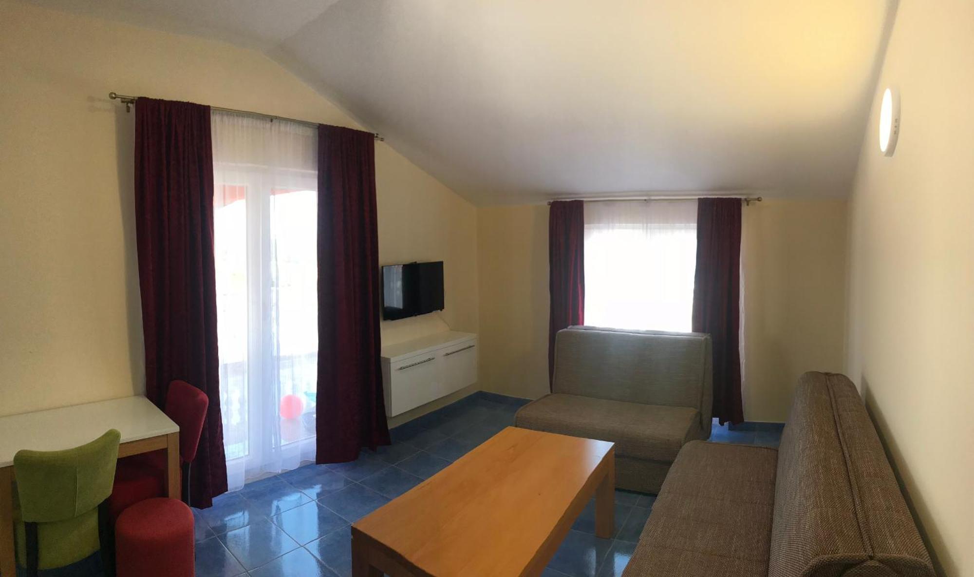 Hotel Livadic & Restaurant Лижнян Екстер'єр фото