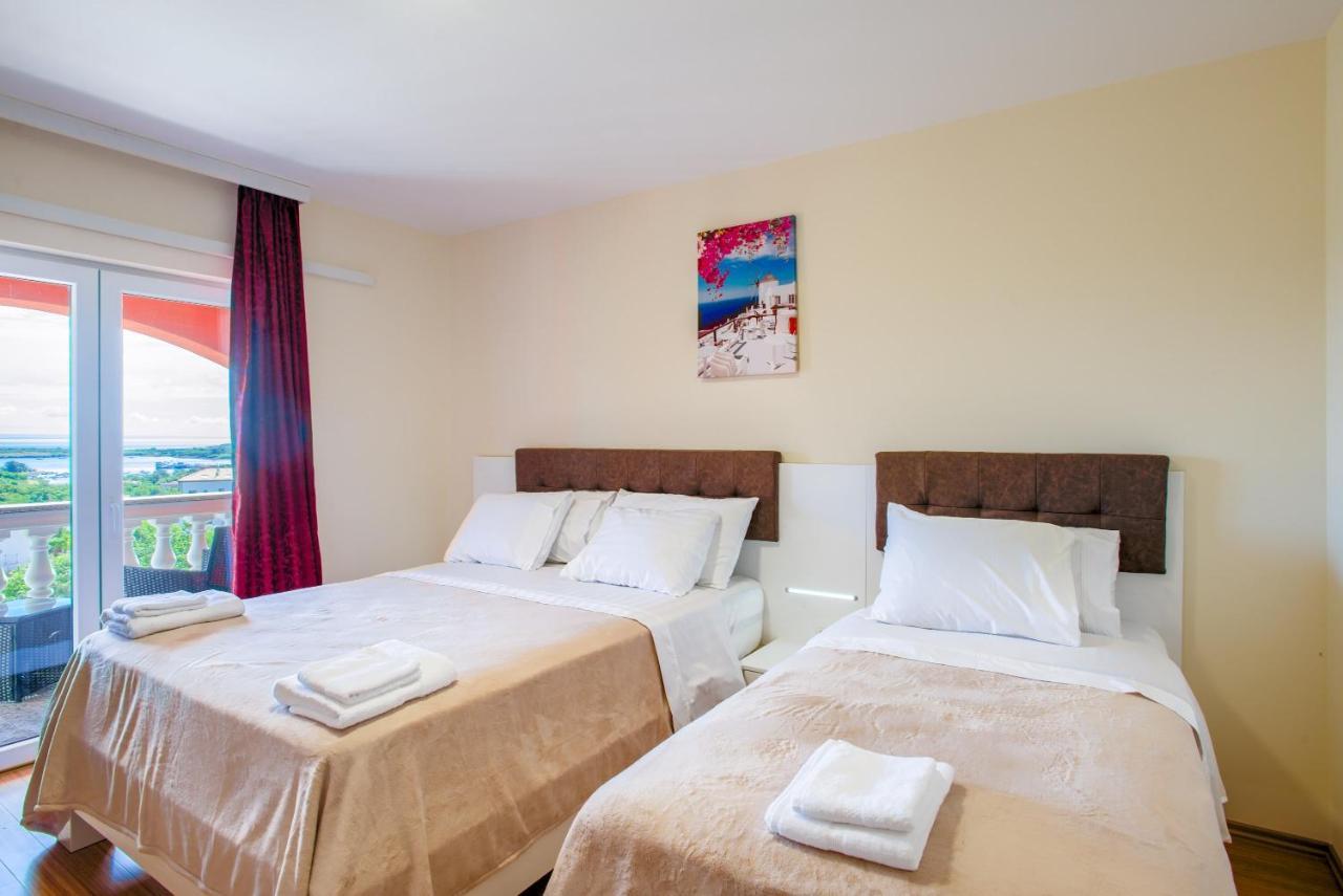 Hotel Livadic & Restaurant Лижнян Екстер'єр фото